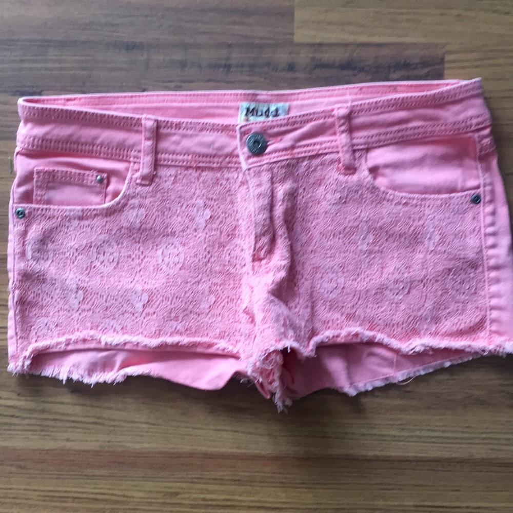 Salmon colored Mudd shorts